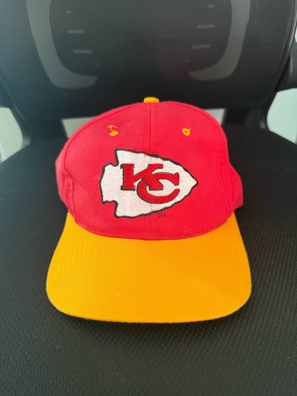 Vintage 90s NFL Kansas City Chiefs Red & Yellow Snapback Hat